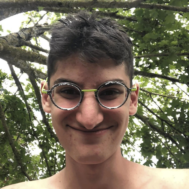 PLOUF
