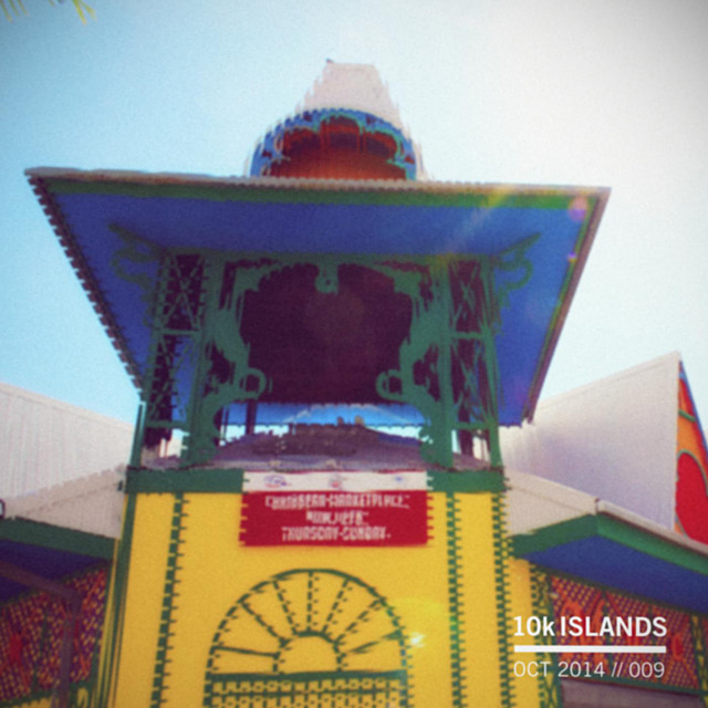10k Islands October 2014 cover art