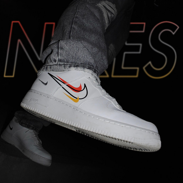 Nikes cover art