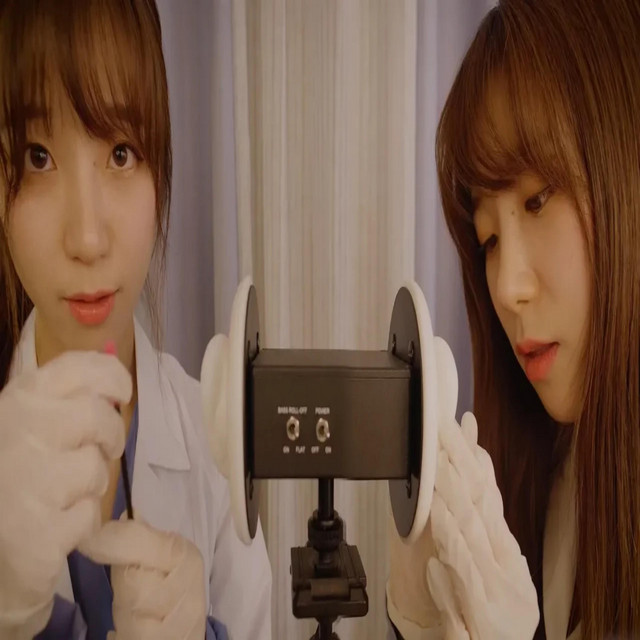 Doctor & Nurse Latte's Ear Cleaning cover art
