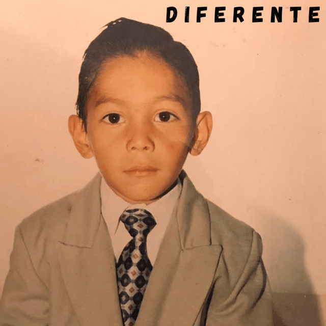 D I F E R E N T E