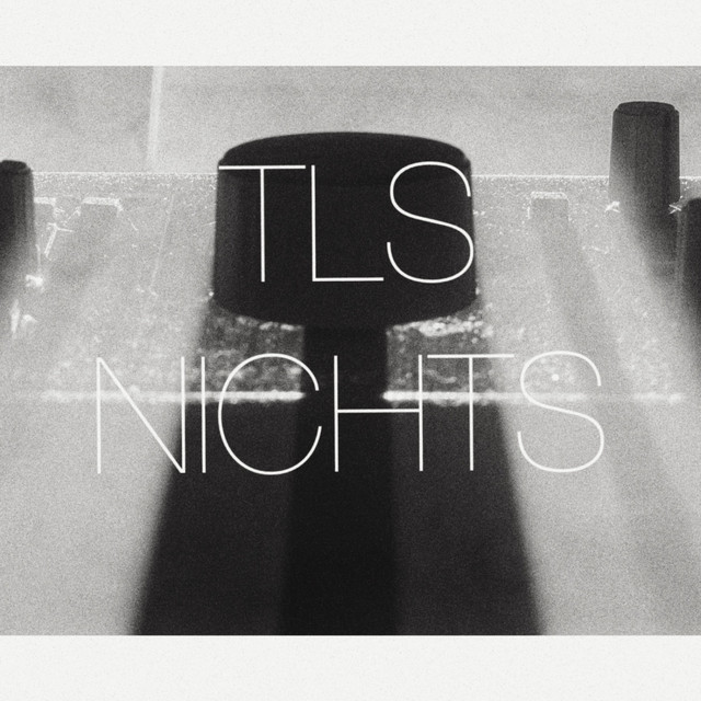 N I C H T S cover