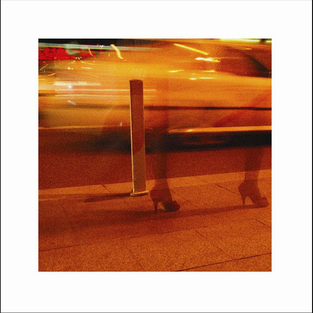 Huir, Ya cover art