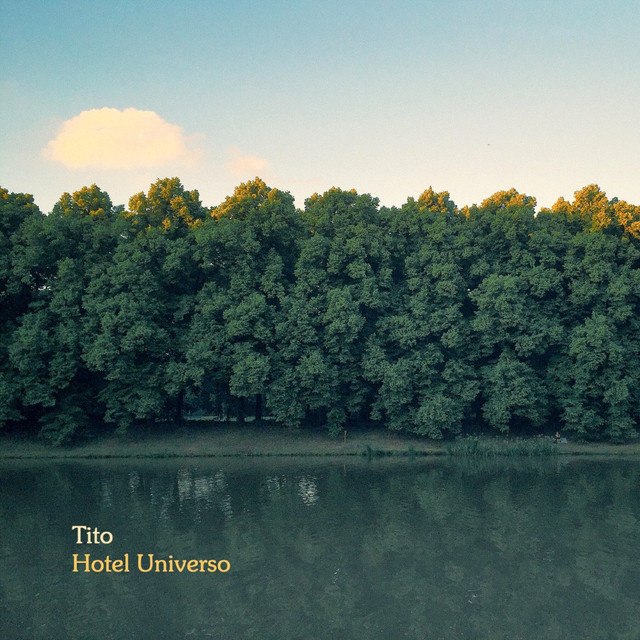 Hotel Universo cover art