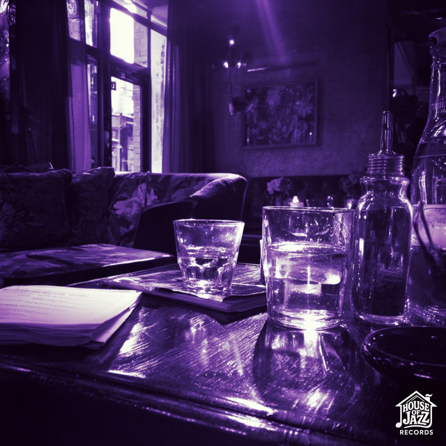 Violet Lounge