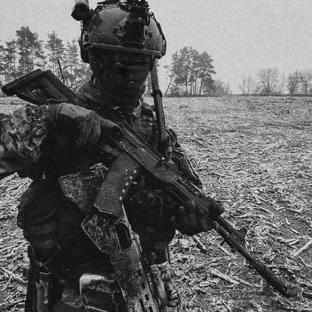 Обкладинка: WAR CRIME — 9STAR