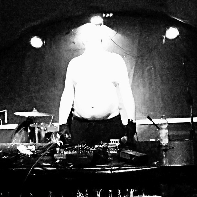 Közönséges Férgek Véres Faszokban Fuldoklásának Hangja (Live) cover art