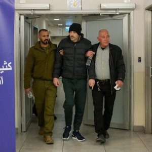 Day 483 - After chaotic hostage scene, Israel demands calmer ...