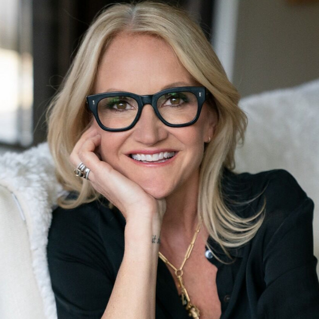 How To Eliminate Fear - Mel Robbins - The Resilient Mind | Podcast on ...