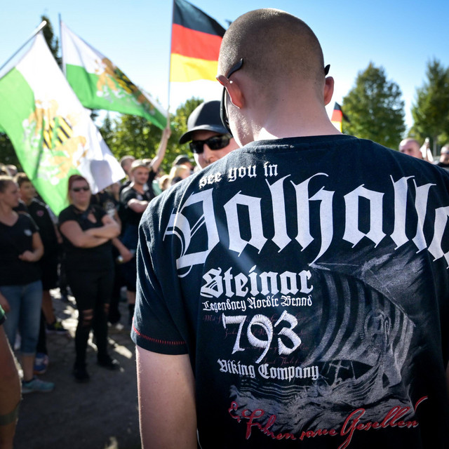 Thumbnail of Rechte Jugendgruppen - Die Baseballschlägerjahre sind zurück