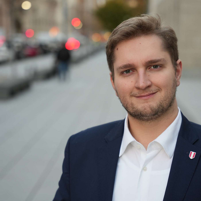 "Haben die Linken den Jungen unsere kulturellen Traditionen abgewöhnt?"