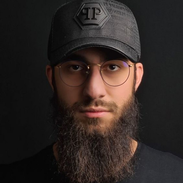 سورة النمل للقارئ محمد ديبيروف