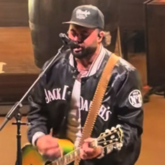 Missing You - Koe Wetzel (Unreleased song - Live at Red Rocks ...