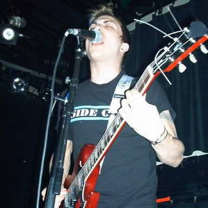 “real emo” only consists of the - playlist by thursdizzle | Spotify