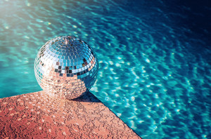 summertime pool tunes ☀️ - playlist by GunStriker | Spotify