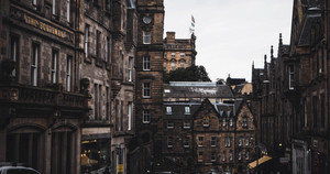 🌂☕️ Rainy Days in Edinburgh 🧥🍂 - playlist by Haley Lauritzen | Spotify