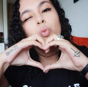 Laura Velásquez on Spotify