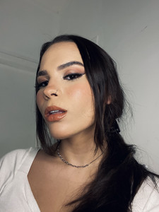 Anna Beatriz Sarmento on Spotify