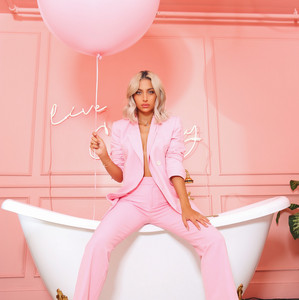 Model Roz on Spotify