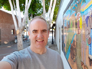 Timothy Glass Curator Analytics & Contact Info | artist.tools