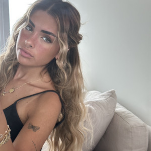 Gabriella Annalisa on Spotify
