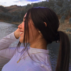 Estefanía Lastra on Spotify