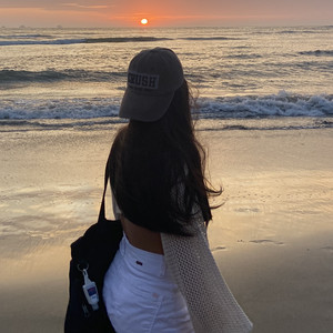 Sol :)­ on Spotify