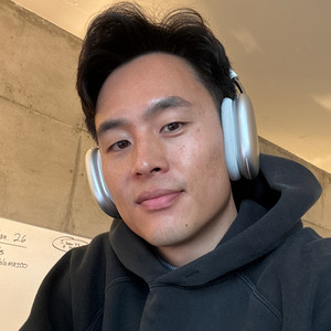 Spotify profile picture for @stringing