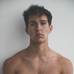 absolut Lukas | Spotify