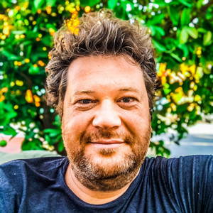 Spotify profile picture for @mihai
