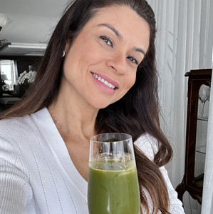 l-carnitina karina peloi Transformacin de cabello de Karina: Canas con estilo Como a L-Carnitina Ajuda na