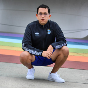 Roger Morais on Spotify