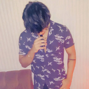 𝐀𝐚𝐫𝐚𝐯 on Spotify