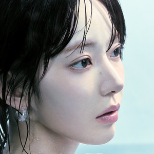 ✦