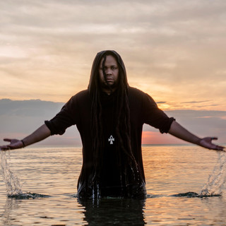 Hieroglyphic Being Photo