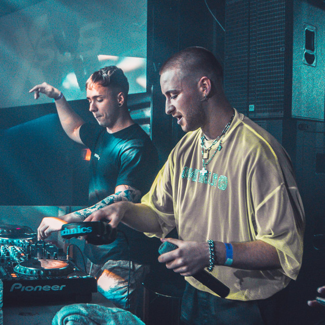 Riot Shift photo
