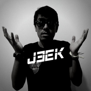 Jeek! Photo
