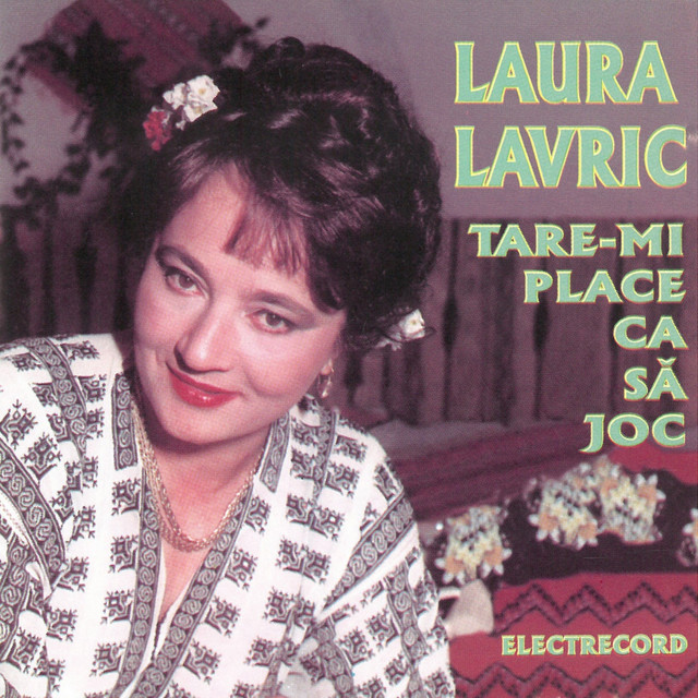 Laura Lavric Photo