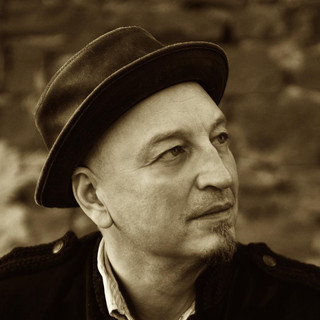 Robert Carl Photo