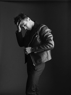 Alvaro Estrella Photo