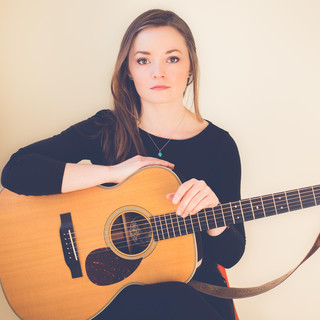 Lindsay Straw Photo
