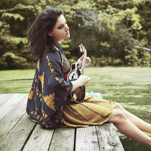 Marie Miller photo