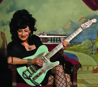 Rosie Flores