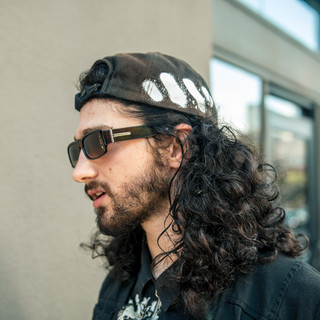 Blind MIC Photo