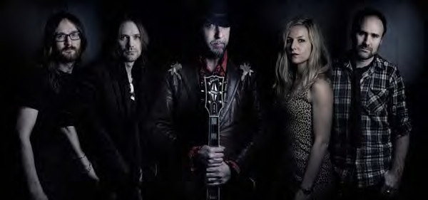 El Doom & The Born Electric Photo