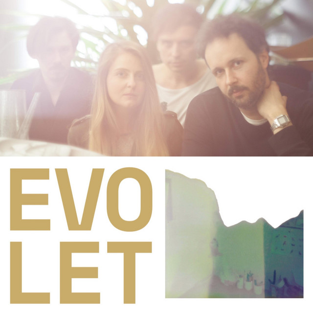 Evolet Photo