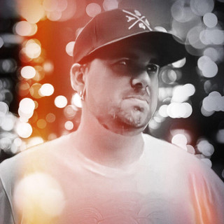 Larson Photo