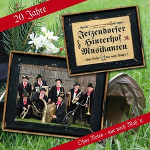 Jetzendorfer Hinterhof Musikanten