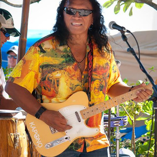 Henry Kapono Photo