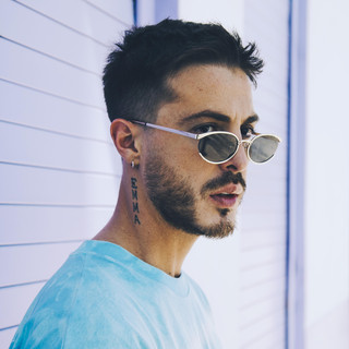 Llane Photo